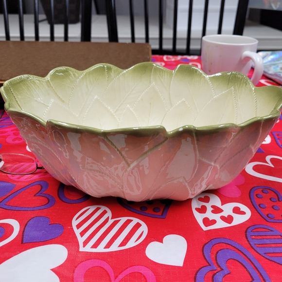 Leaf Bowl - Picture 2 of 3